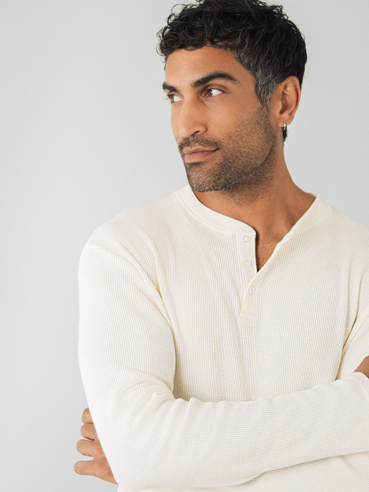 Langes Henley-Shirt