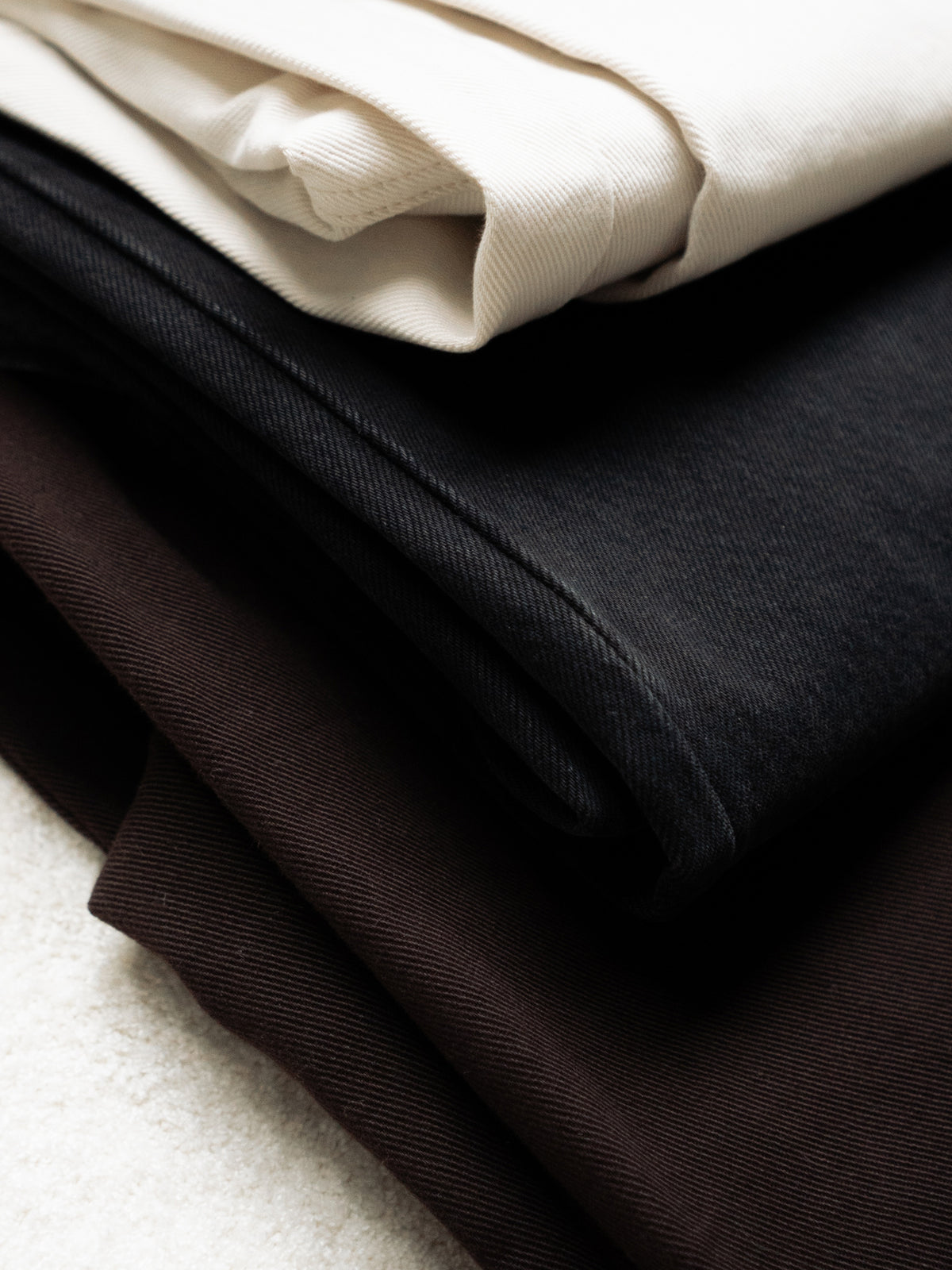 PREORDINA i pantaloni Tulip