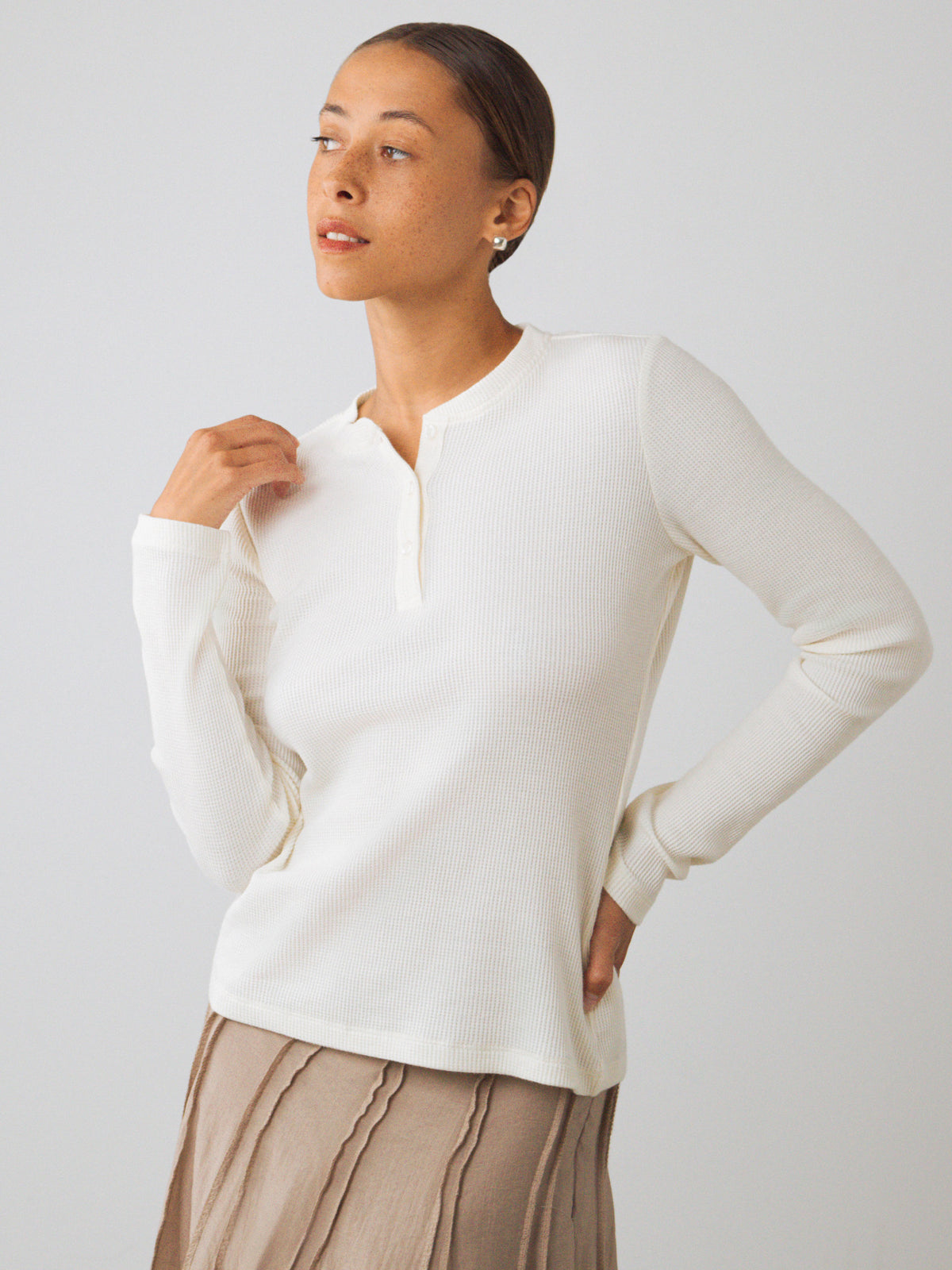 Langes Henley-Shirt